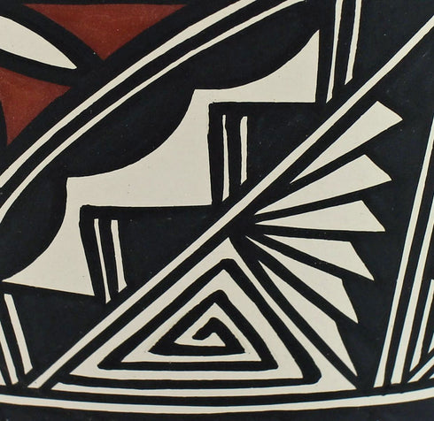 Hand Crafted Native American Acoma Pottery By Artist Kuhaya Concho JX130393
